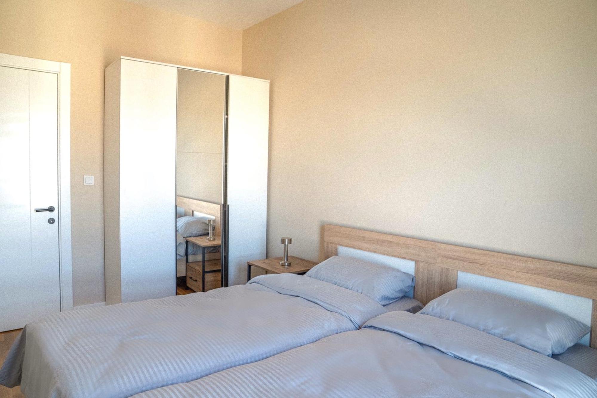 180° View Apartment In Diamond Building Skopje Zewnętrze zdjęcie