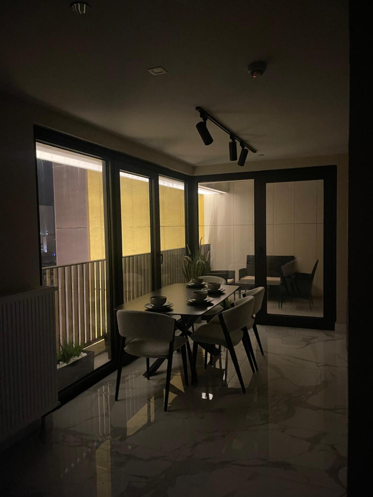 180° View Apartment In Diamond Building Skopje Zewnętrze zdjęcie