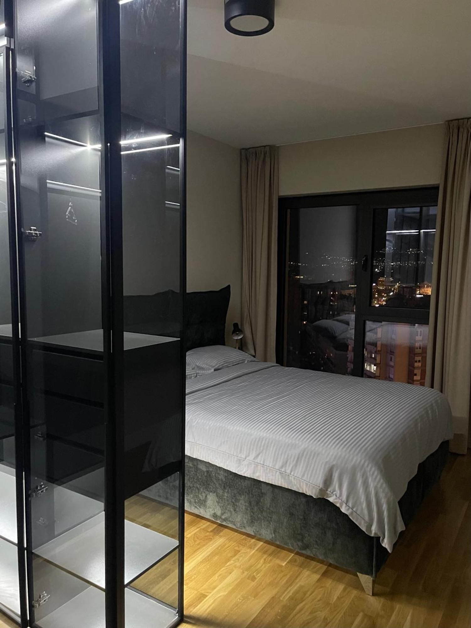 180° View Apartment In Diamond Building Skopje Zewnętrze zdjęcie
